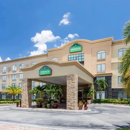 Wingate By Wyndham, Universal Studios - Free Theme Park Shuttle-3